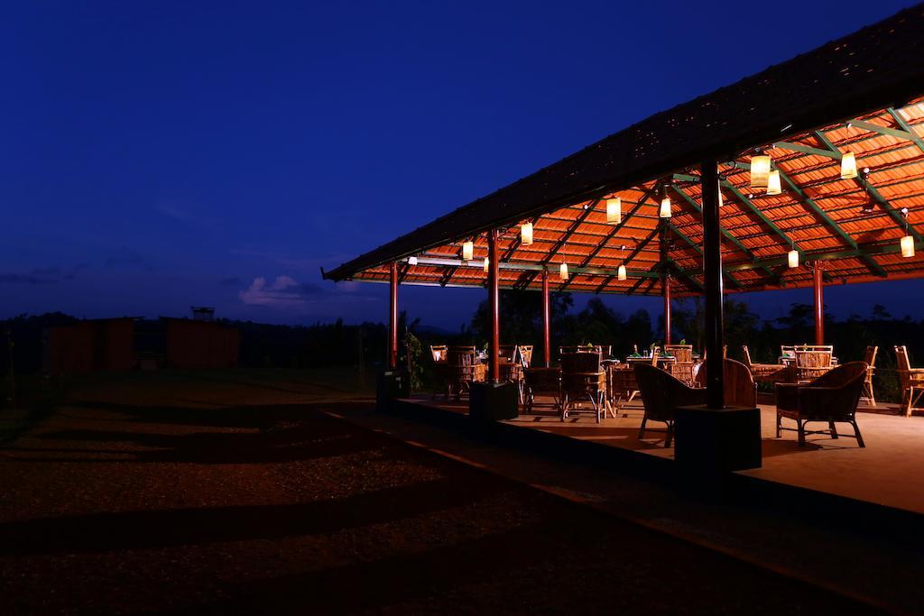 Petals Resorts Wayanad Tariyod Buitenkant foto
